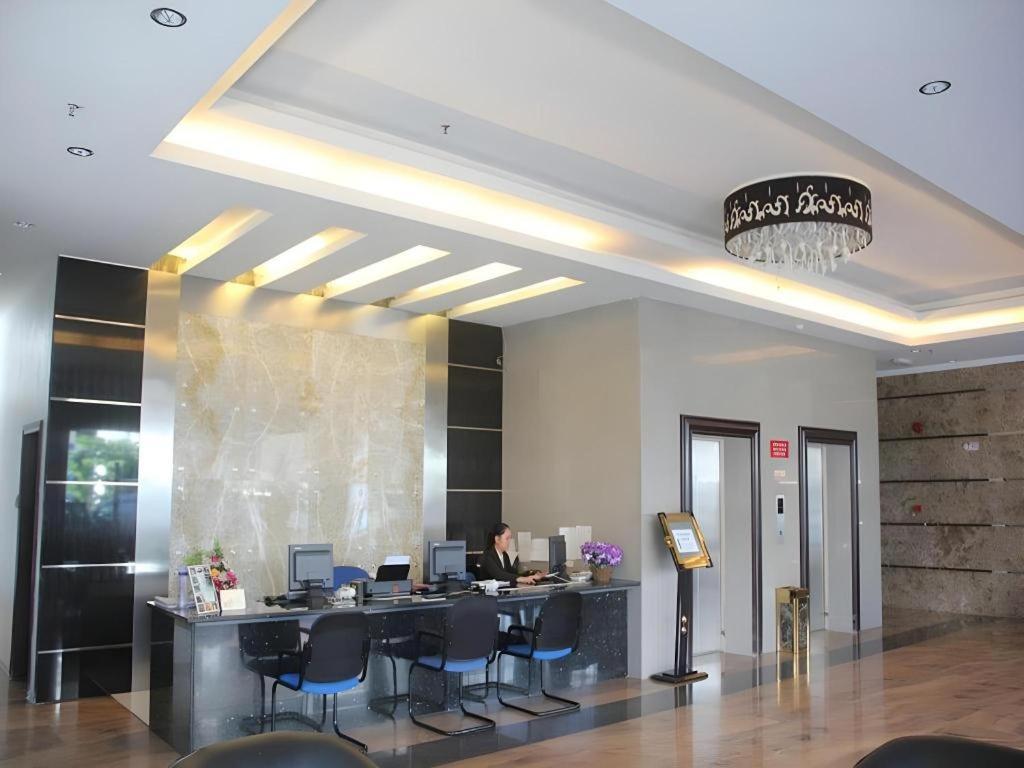 Mb Hotel Tawau Esterno foto